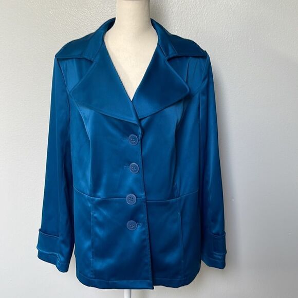 Lane Bryant suit jacket.  Size 14.  Silky and sleek blue suit jacket.  EUC. - Picture 1 of 7